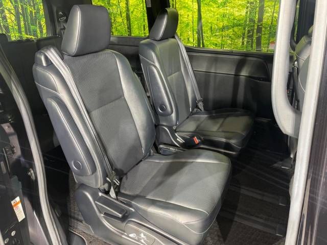 Toyota ESQUIRE 2018-08 24767-8
