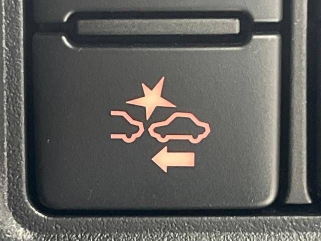 Toyota ESQUIRE 2018-08 24767-4