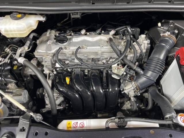 Toyota ESQUIRE 2018-08 24767-18