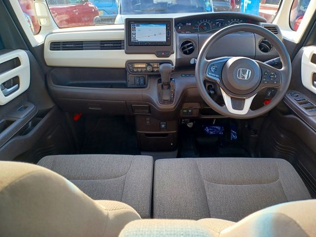 Honda N BOX 2021-06 10819-1