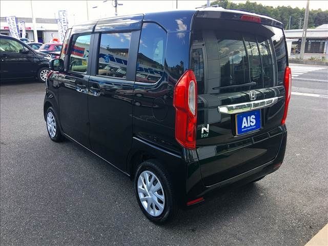Honda N BOX 2021-06 10819-2