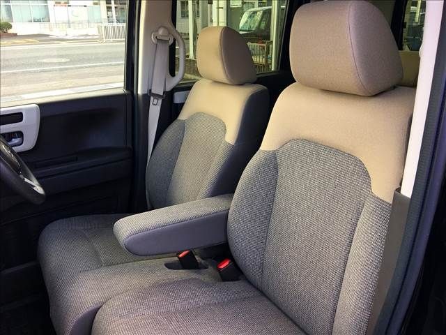 Honda N BOX 2021-06 10819-3