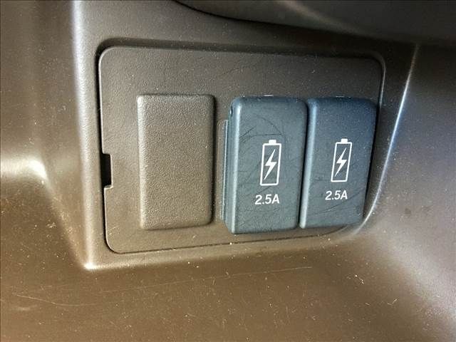 Honda N BOX 2021-06 10819-13
