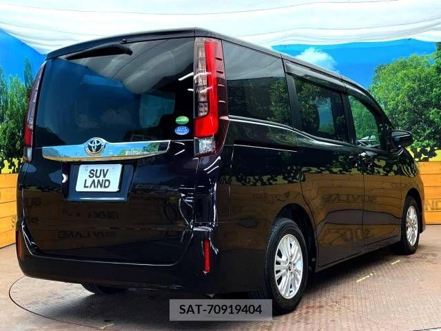 Toyota NOAH 2015-07 255235-17