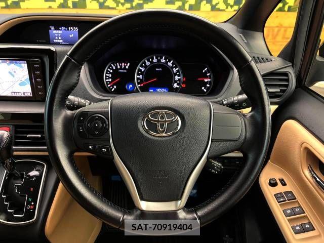 Toyota NOAH 2015-07 255235-11