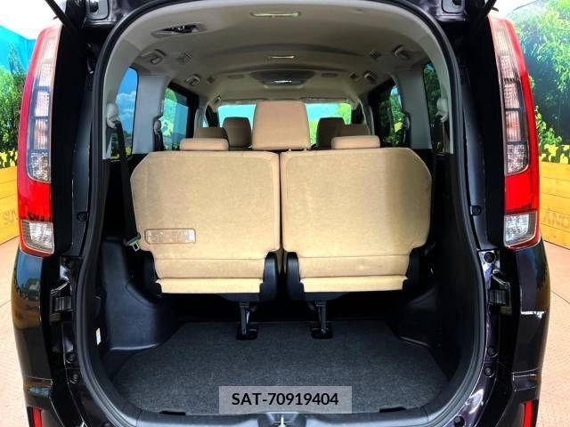Toyota NOAH 2015-07 255235-10