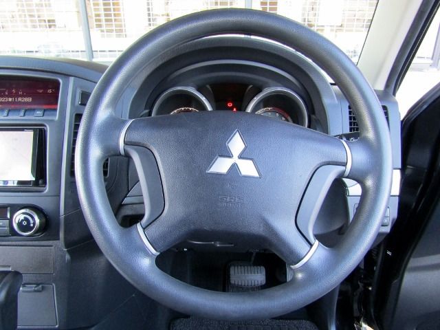Mitsubishi PAJERO 2012-10 196184-15