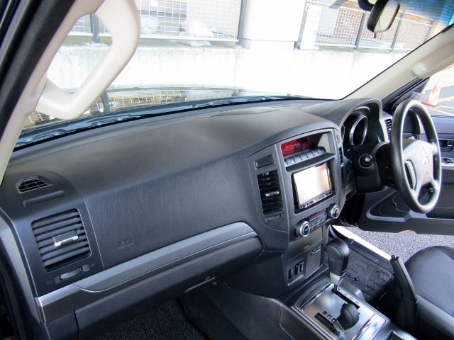 Mitsubishi PAJERO 2012-10 196184-14