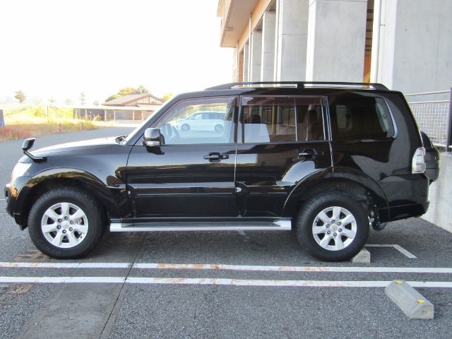 Mitsubishi PAJERO 2012-10 196184-7