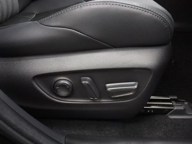 Toyota HARRIER HYBRID 2022-03 999-27