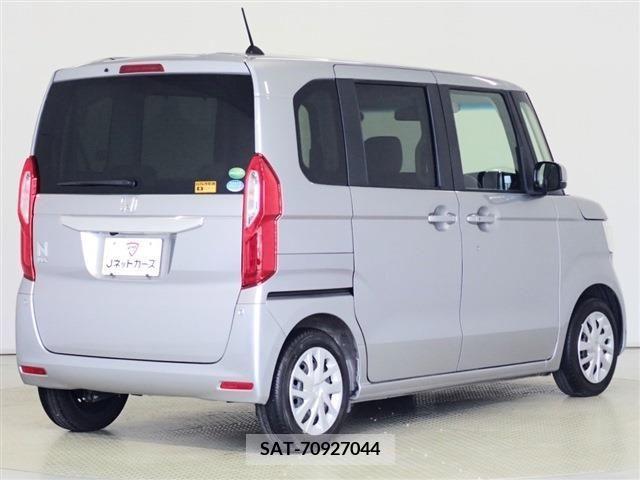 Honda N BOX 2020-04 278409-3