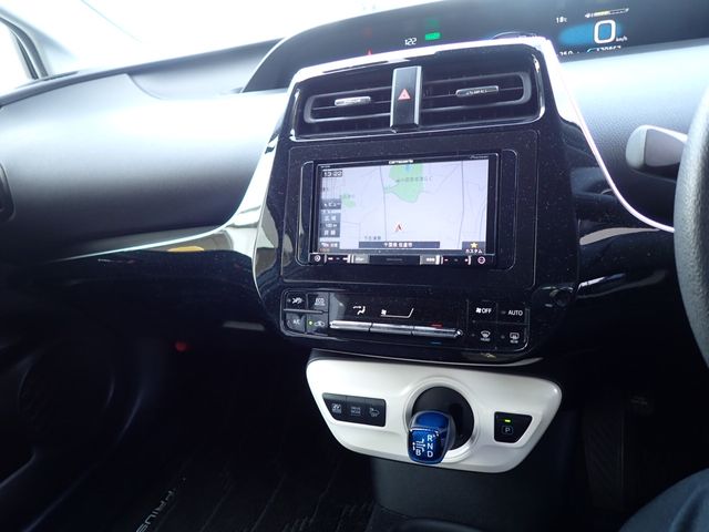 Toyota PRIUS 2017-11 189125-16