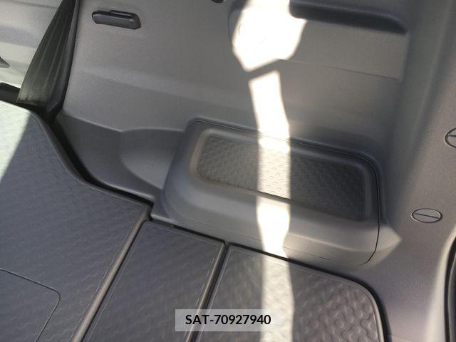 Daihatsu TAFT 2023-05 204437-15