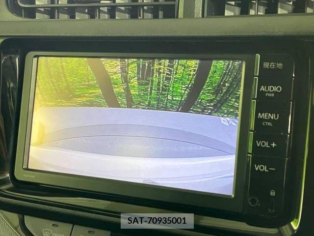 Toyota AQUA 2015-04 243392-3