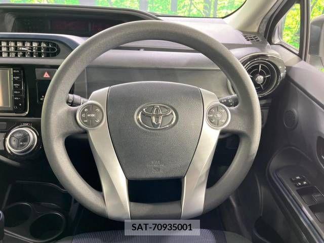 Toyota AQUA 2015-04 243392-11