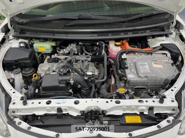 Toyota AQUA 2015-04 243392-18