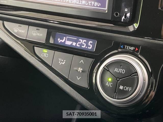 Toyota AQUA 2015-04 243392-4