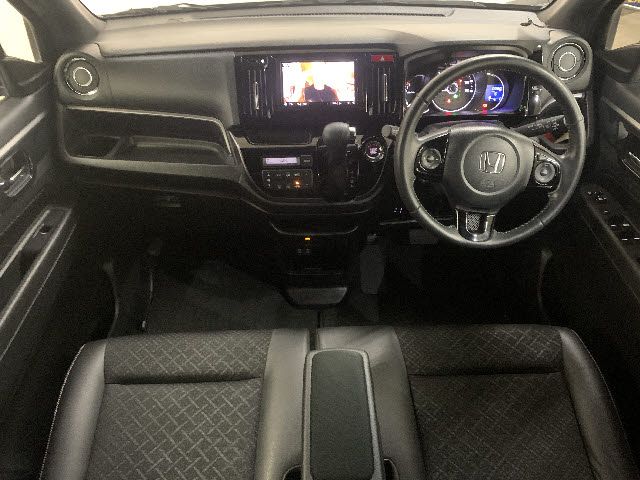 Honda N-WGN 2017-03 16649-1