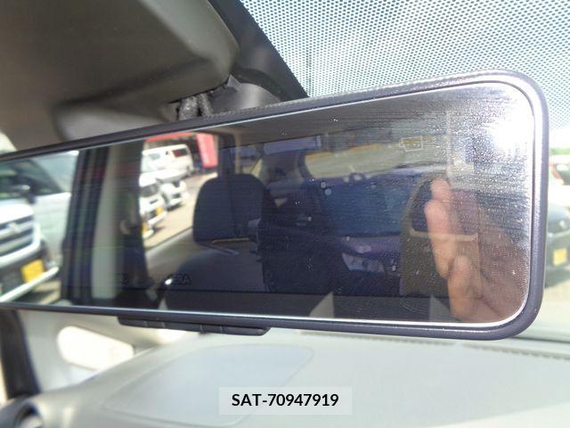 Nissan NOTE 2018-03 378771-7