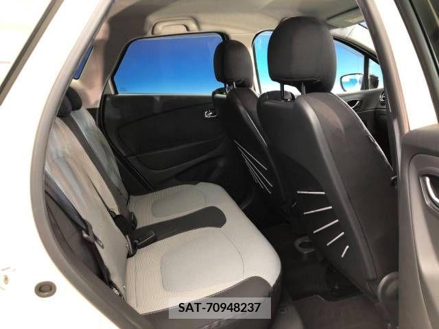 Renault CAPTUR 2016-01 328397-9