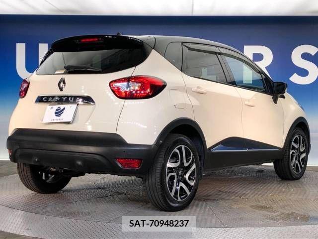Renault CAPTUR 2016-01 328397-17