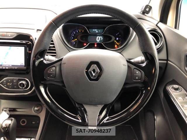 Renault CAPTUR 2016-01 328397-11