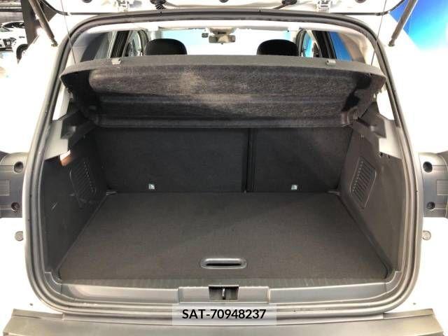 Renault CAPTUR 2016-01 328397-10