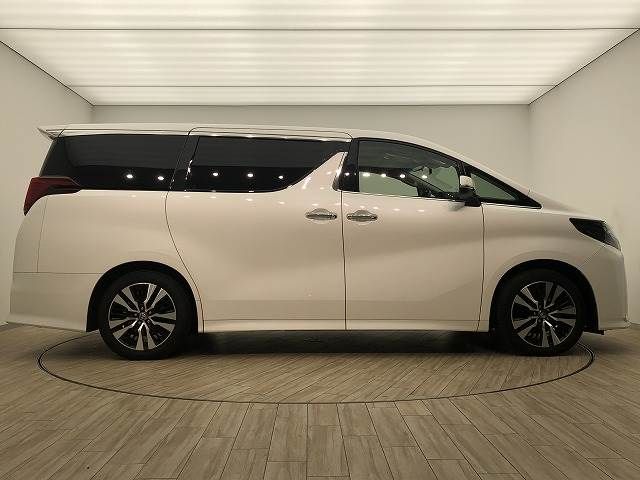 Toyota ALPHARD 2022-04 188046-18