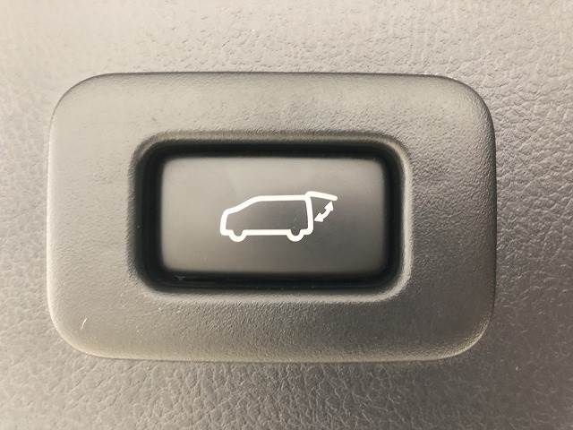 Toyota ALPHARD 2022-04 188046-7