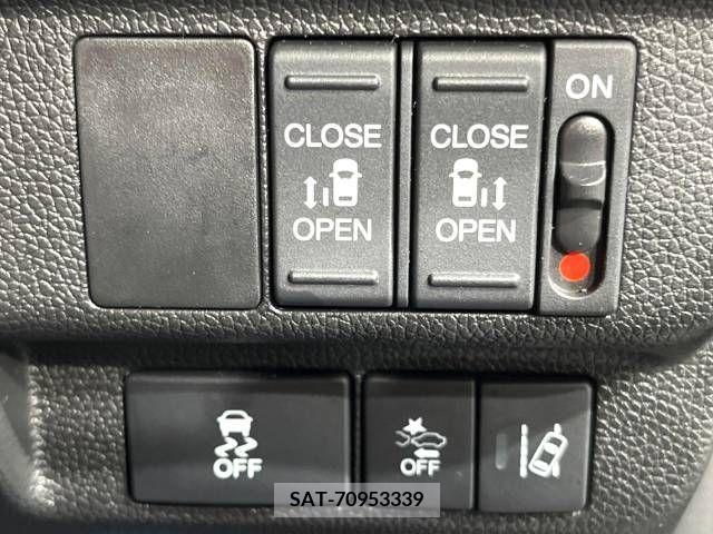 Honda FREED 2017-05 331088-5