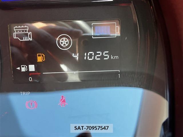 Nissan NOTE 2019-09 244032-13