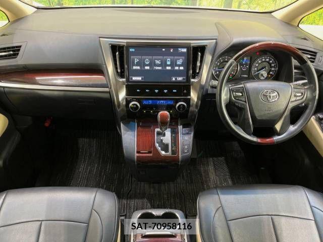 Toyota VELLFIRE 2017-05 288117-1