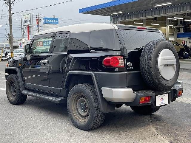 Toyota FJ CRUISER 2012-09 10487-16