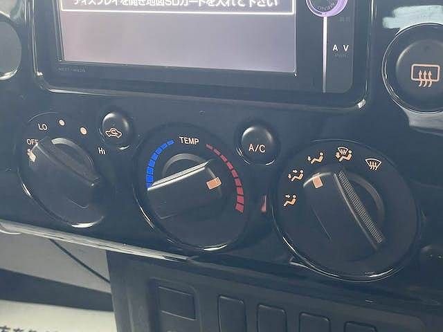 Toyota FJ CRUISER 2012-09 10487-3