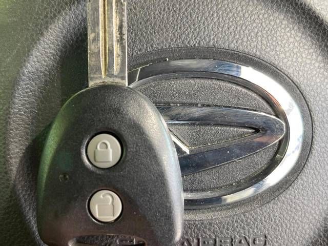 Daihatsu WAKE 2014-11 15972-4