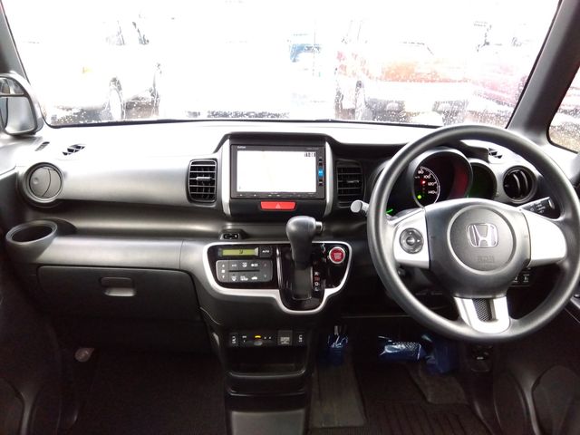 Honda N BOX 2017-03 182764-2