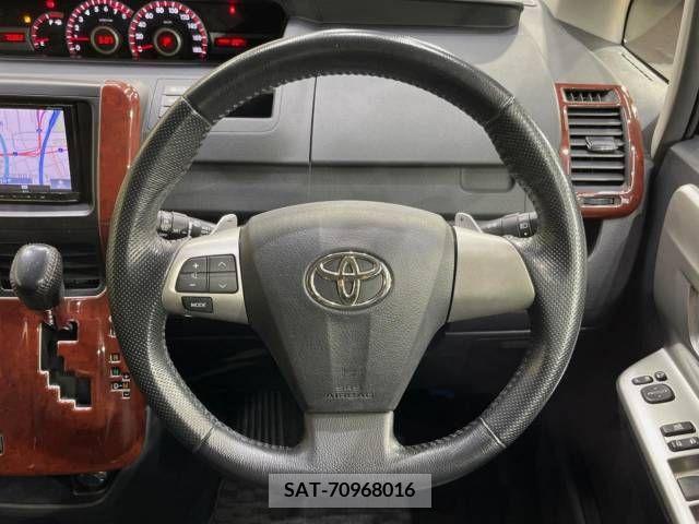 Toyota VOXY 2011-05 337913-12
