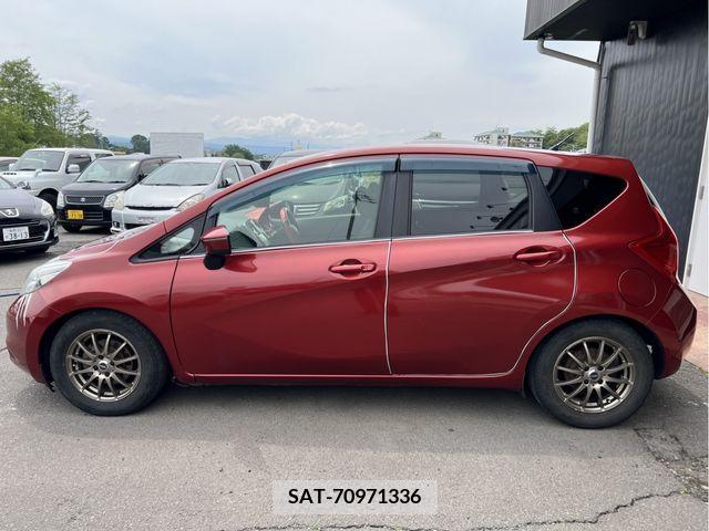 Nissan NOTE 2015-03 302365-4