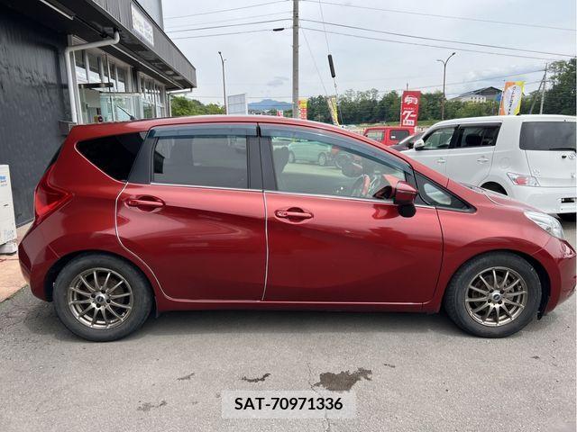 Nissan NOTE 2015-03 302365-3