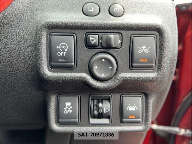 Nissan NOTE 2015-03 302365-11