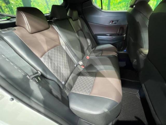 Toyota C-HR 2018-07 194377-9