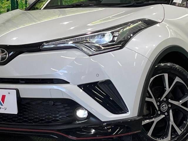 Toyota C-HR 2018-07 194377-12