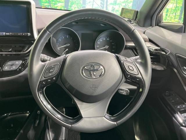 Toyota C-HR 2018-07 194377-11