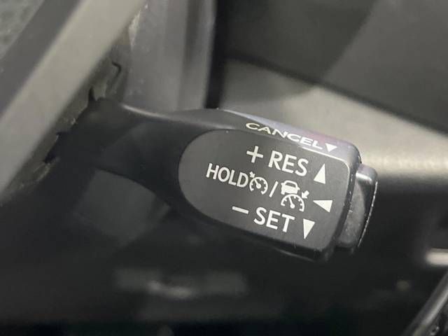 Toyota C-HR 2018-07 194377-4