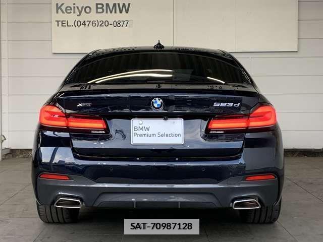 Bmw 5 SERIES 2021-07 262407-3