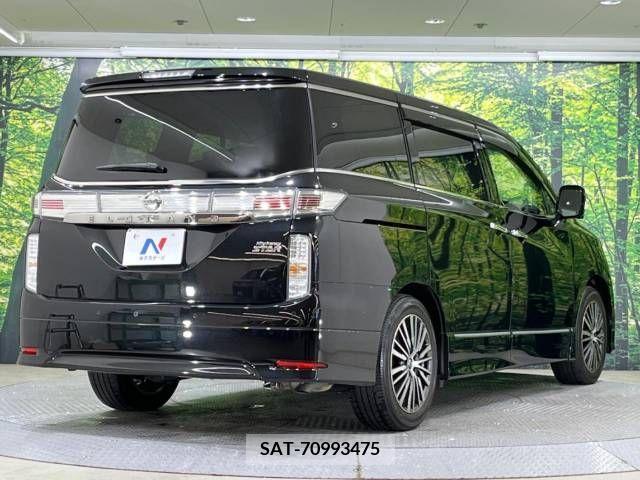Nissan ELGRAND 2021-07 316330-17