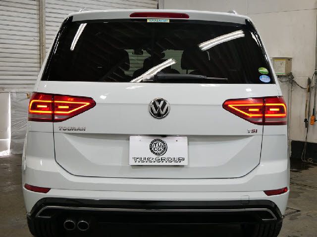 VolksWagen GOLF TOURAN 2017-03 6786-27