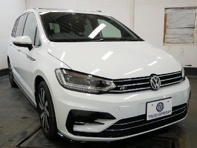 VolksWagen GOLF TOURAN 2017-03 6786-23