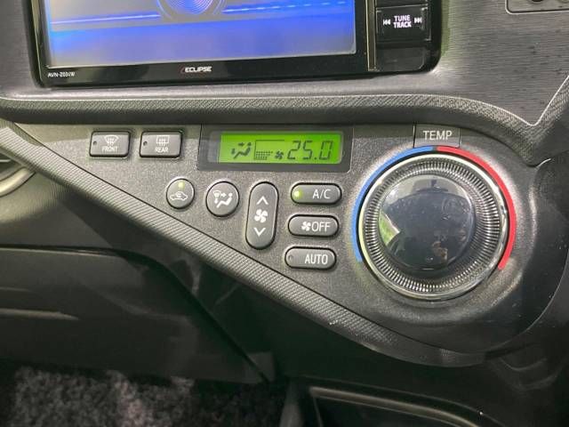 Toyota AQUA 2014-04 194912-7