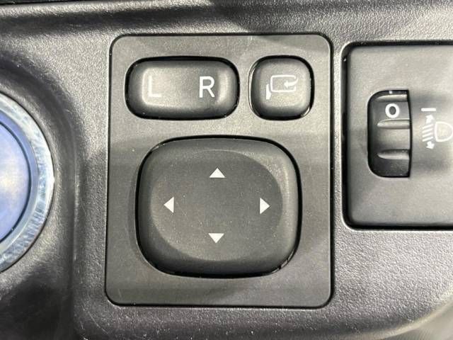 Toyota AQUA 2014-04 194912-9